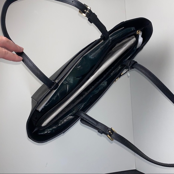 Michael Kors Walsh Carryall Tote Purse Bag - Picture 9 of 14